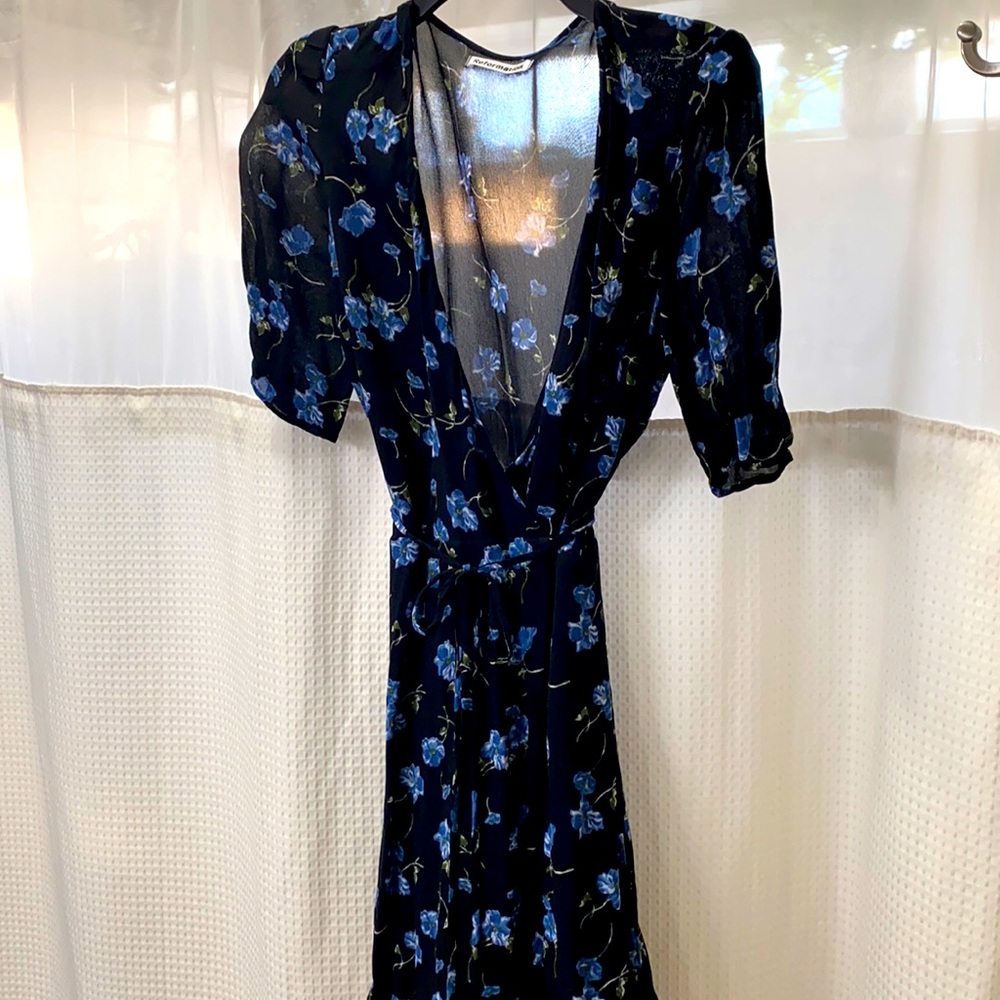 REFORMATION WRAP AROUND MINI DRESS